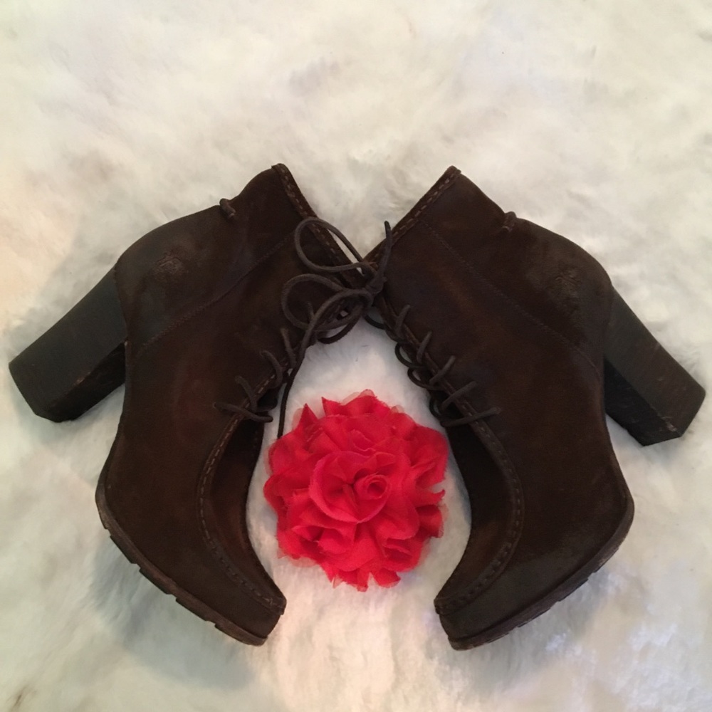 Frye women’s suede bootie.